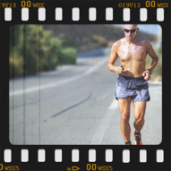 Omurga yaralanması sonrası fizik tedavi sürecinde yapılan egzersiz daha sonraki süreçlerde hayat kalitenizi artırmaktadır.